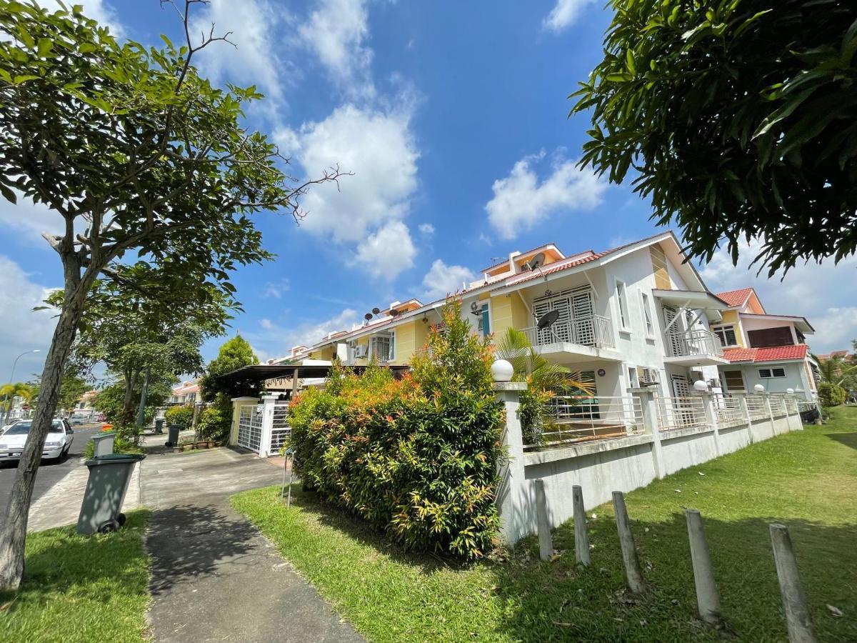 3R D'Latania Senawang Hotel Seremban Ngoại thất bức ảnh